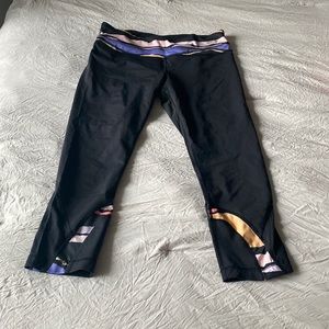 Lululemon Inspire Crops